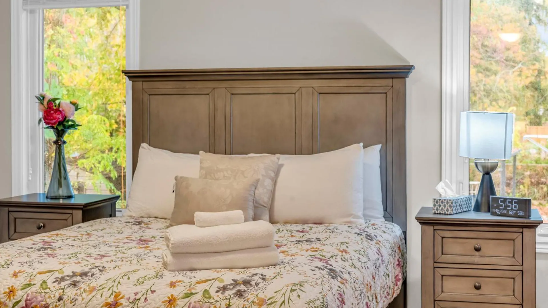 Royal Luxury - Home Mins From Falls With Pool Table Niagara Falls Canada